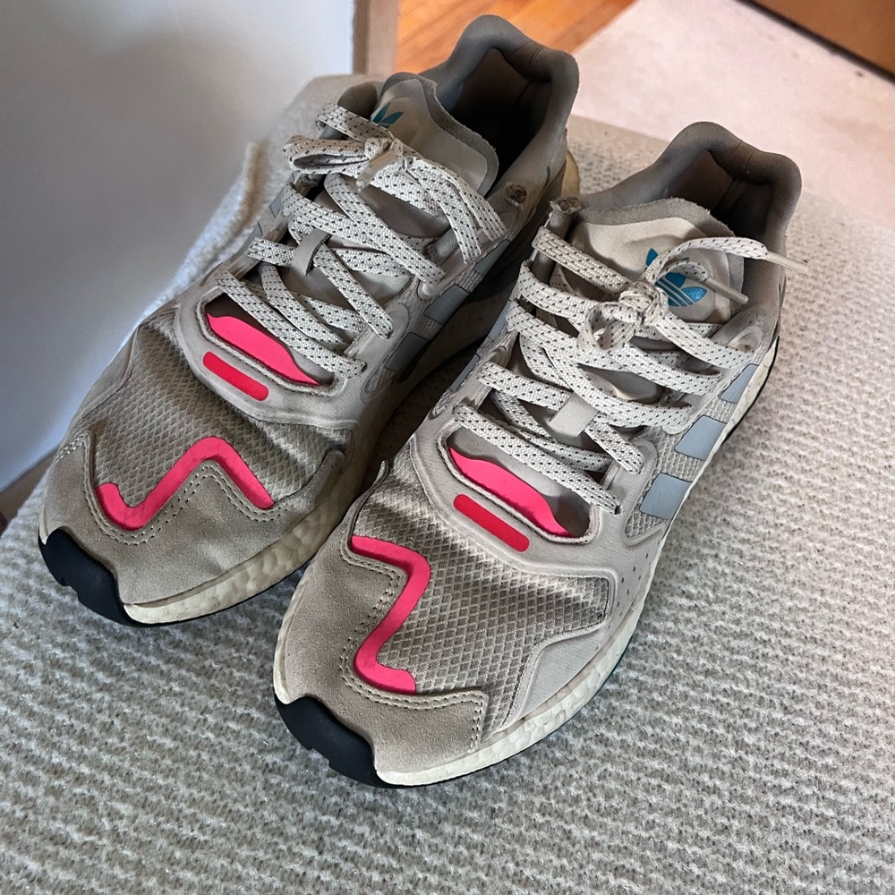 Adidas sneakers, women’s 8.5. Perfect for the gym and adding a pop of color.